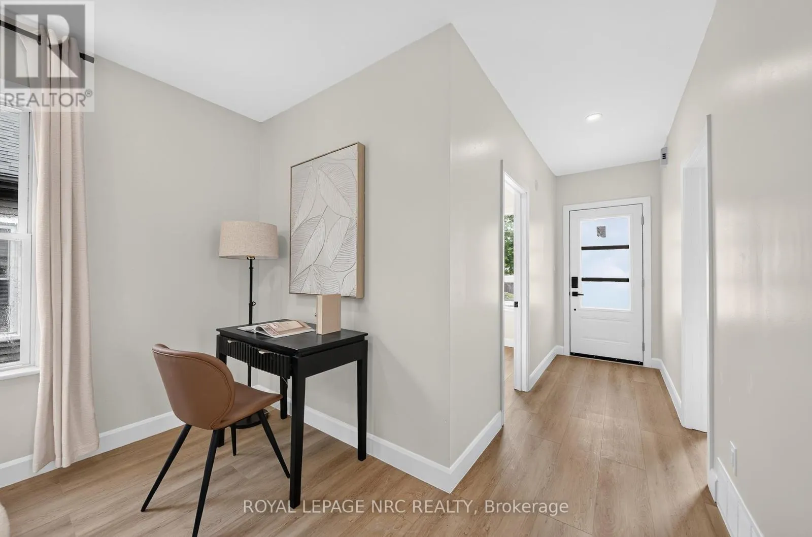 51 QUEEN STREET S