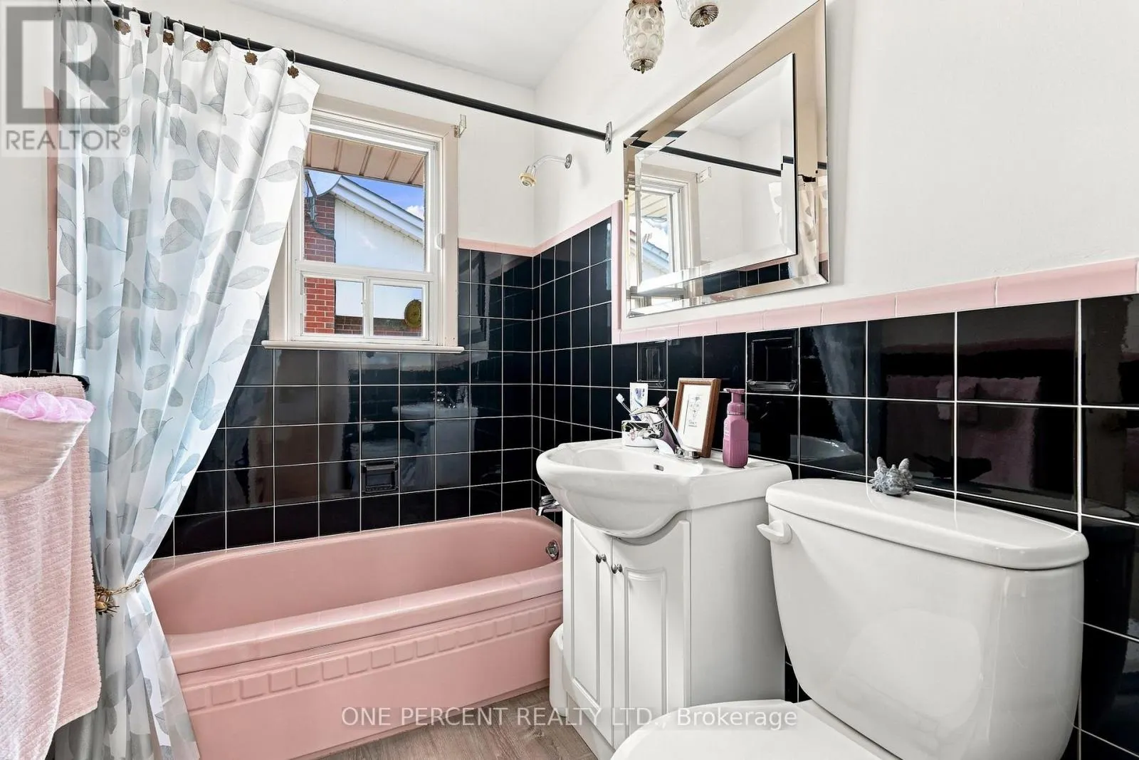 241 EAST 44TH STREET