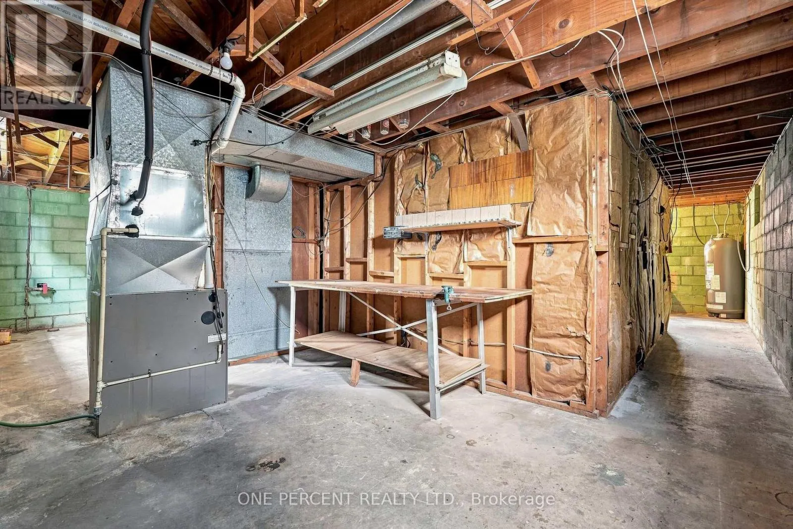241 EAST 44TH STREET