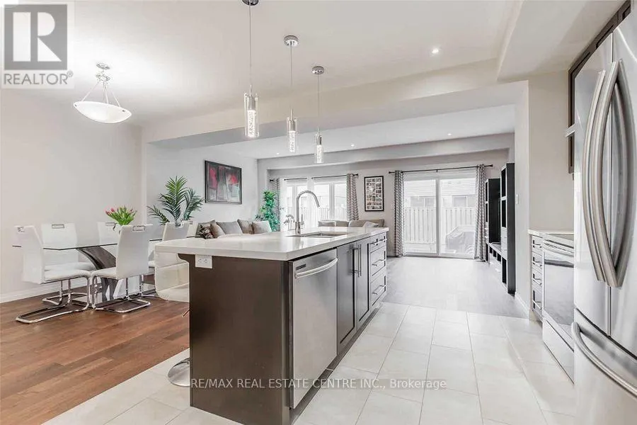 101 GREENWICH AVENUE