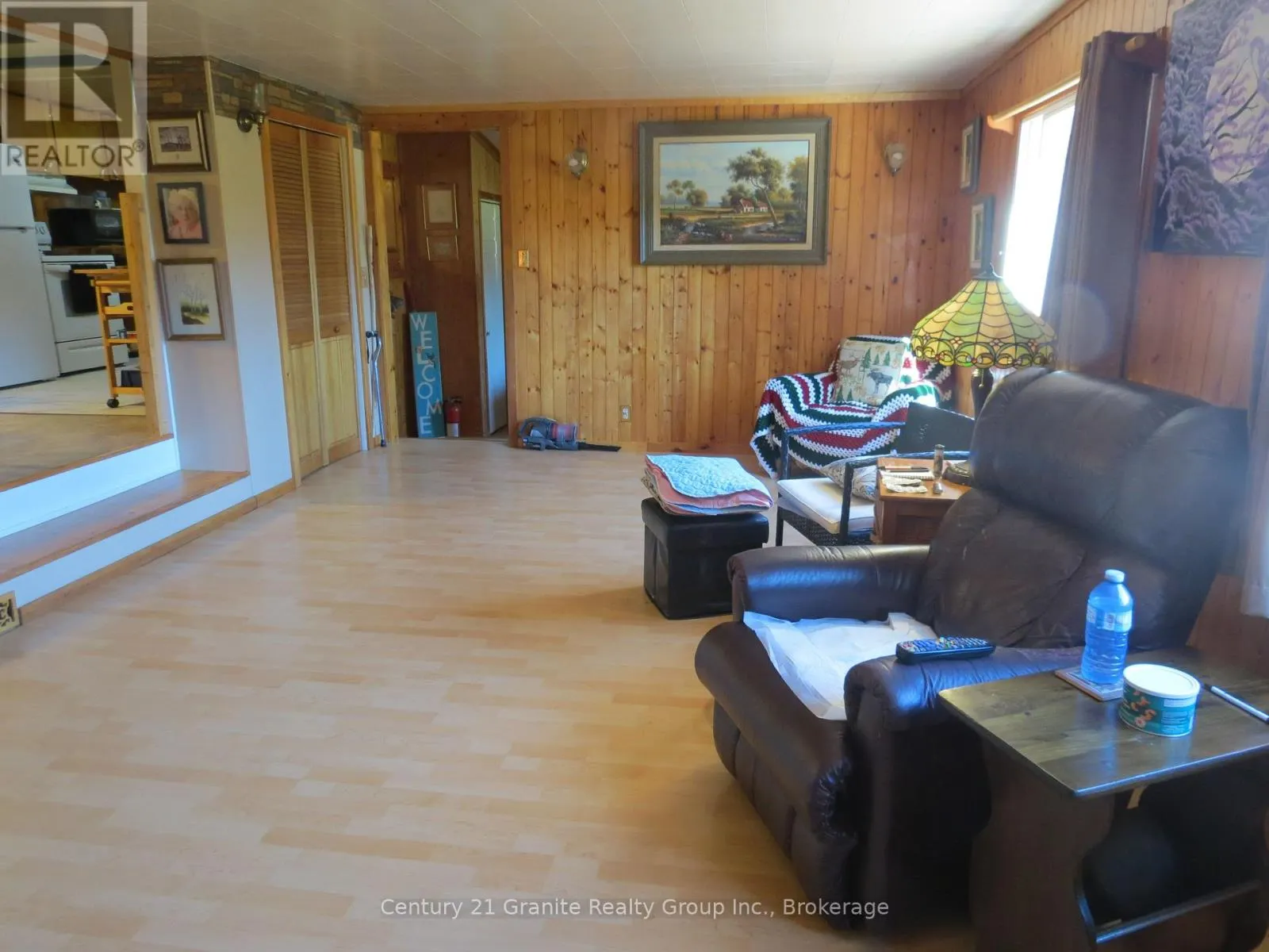 1084 ALGONQUIN ROAD