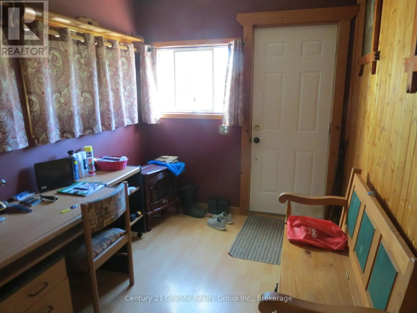 1084 ALGONQUIN ROAD