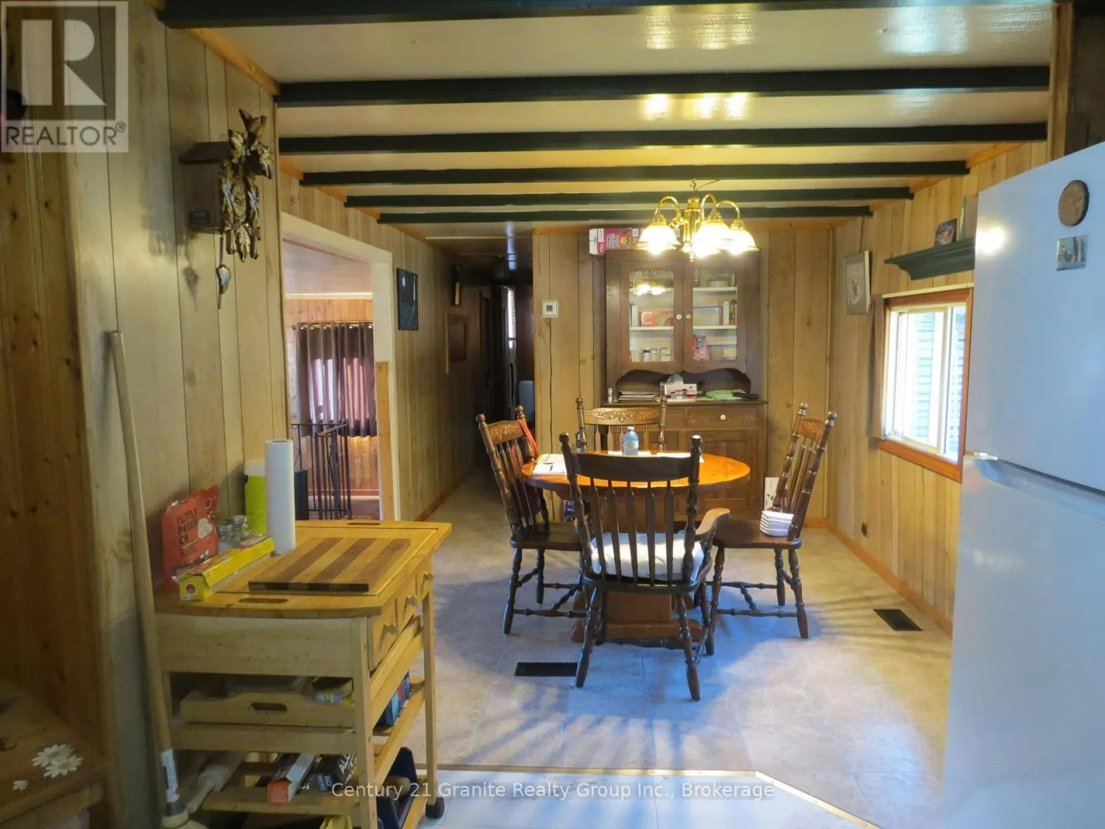1084 ALGONQUIN ROAD
