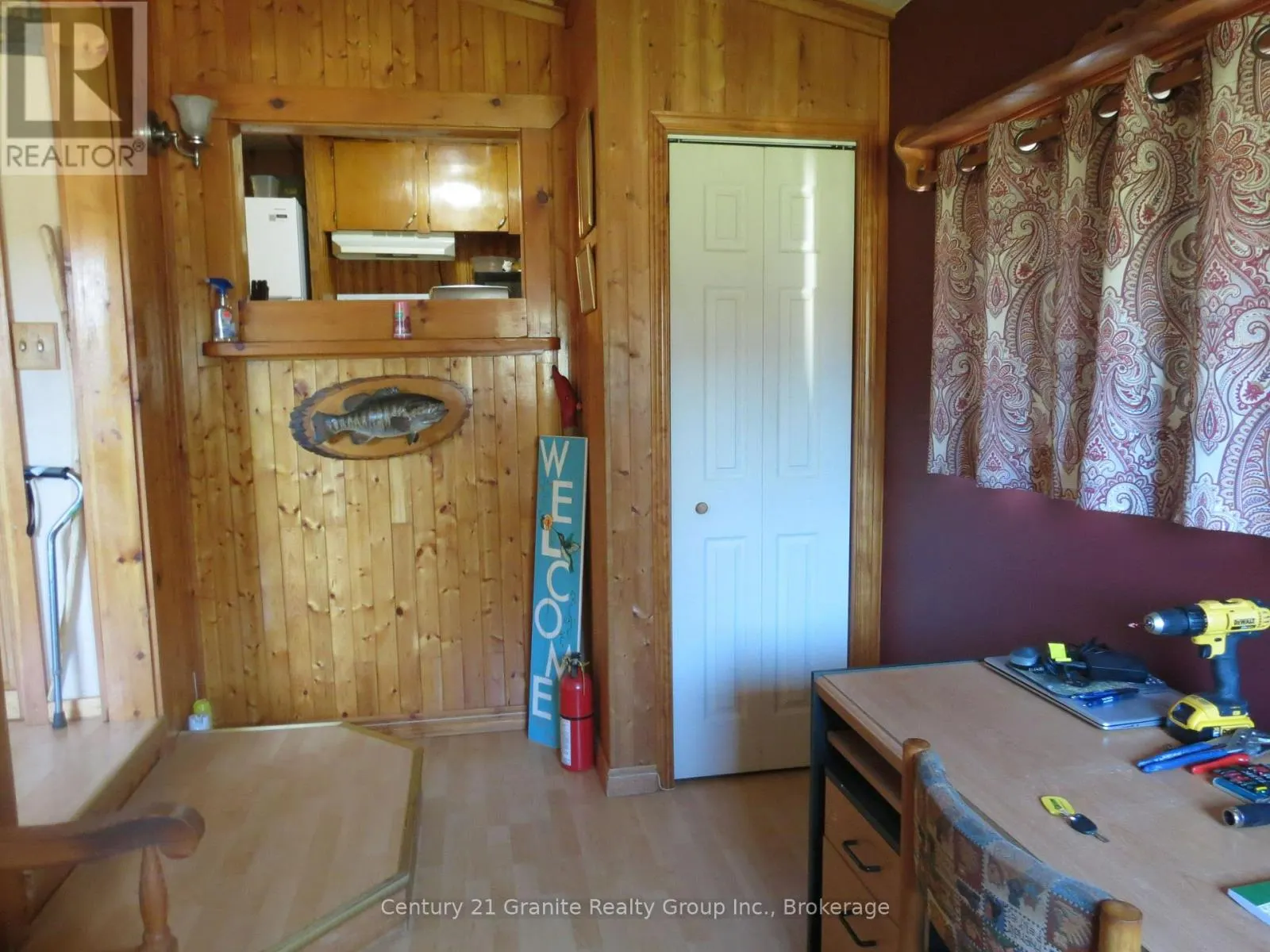 1084 ALGONQUIN ROAD