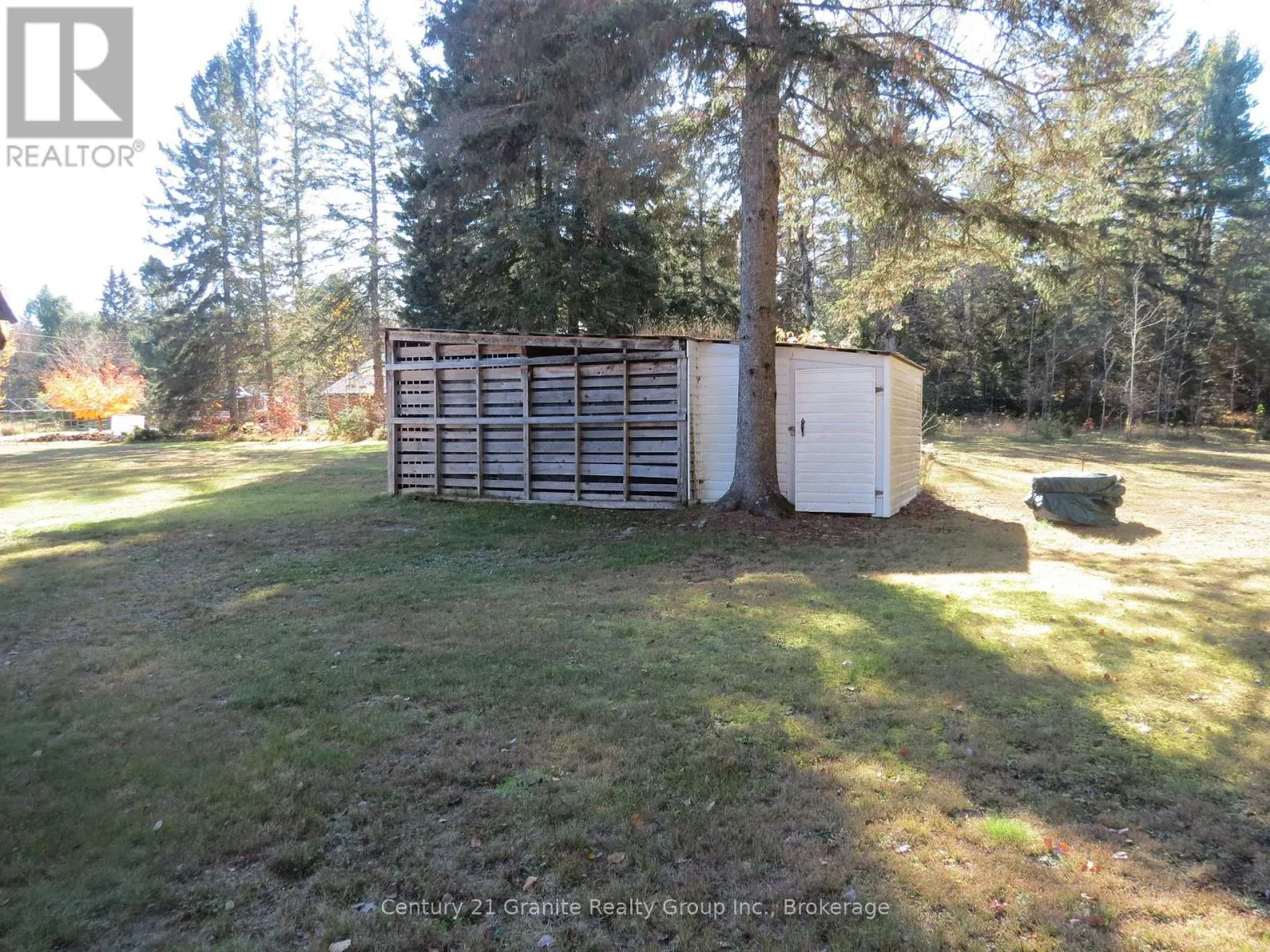 1084 ALGONQUIN ROAD