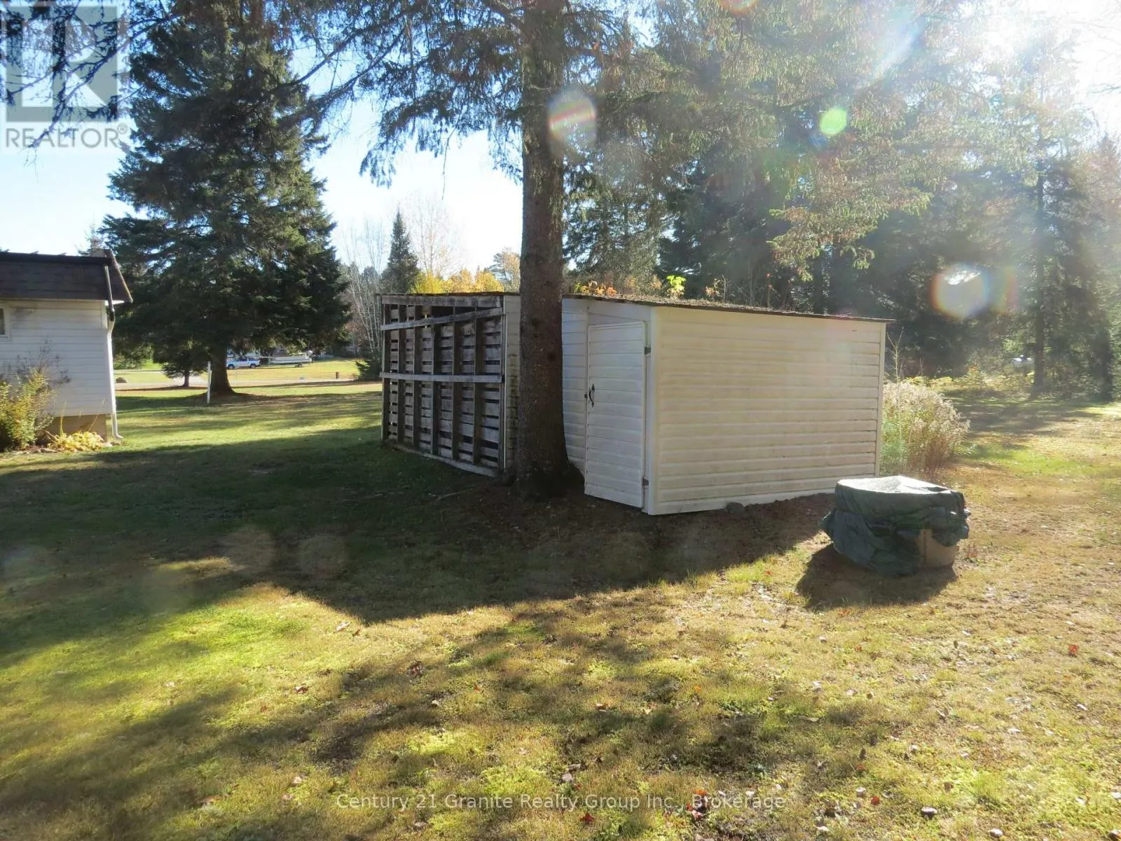 1084 ALGONQUIN ROAD