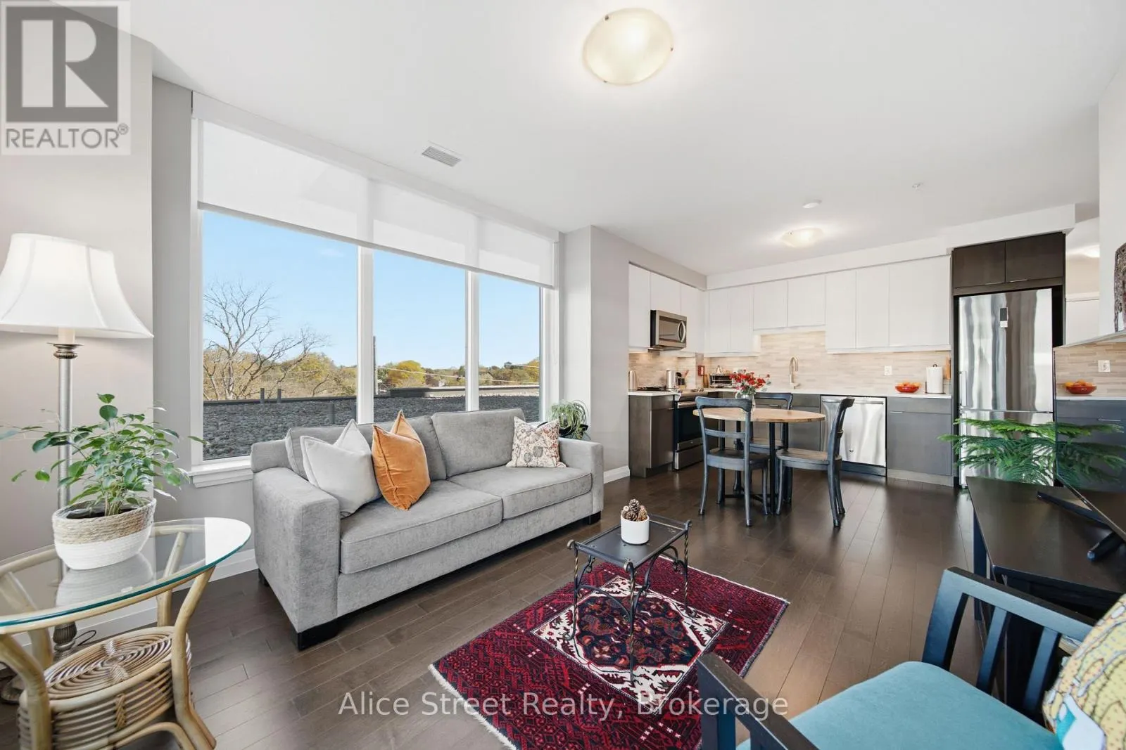 414 - 63 ARTHUR STREET S #414
