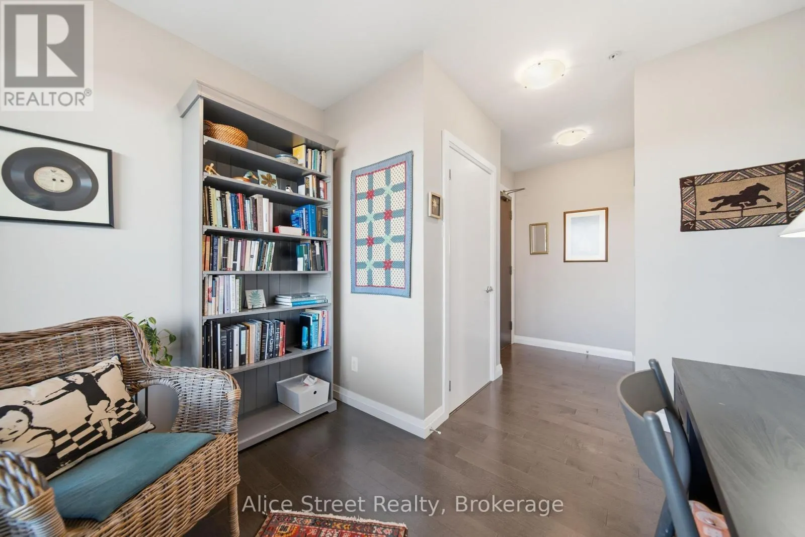 414 - 63 ARTHUR STREET S #414