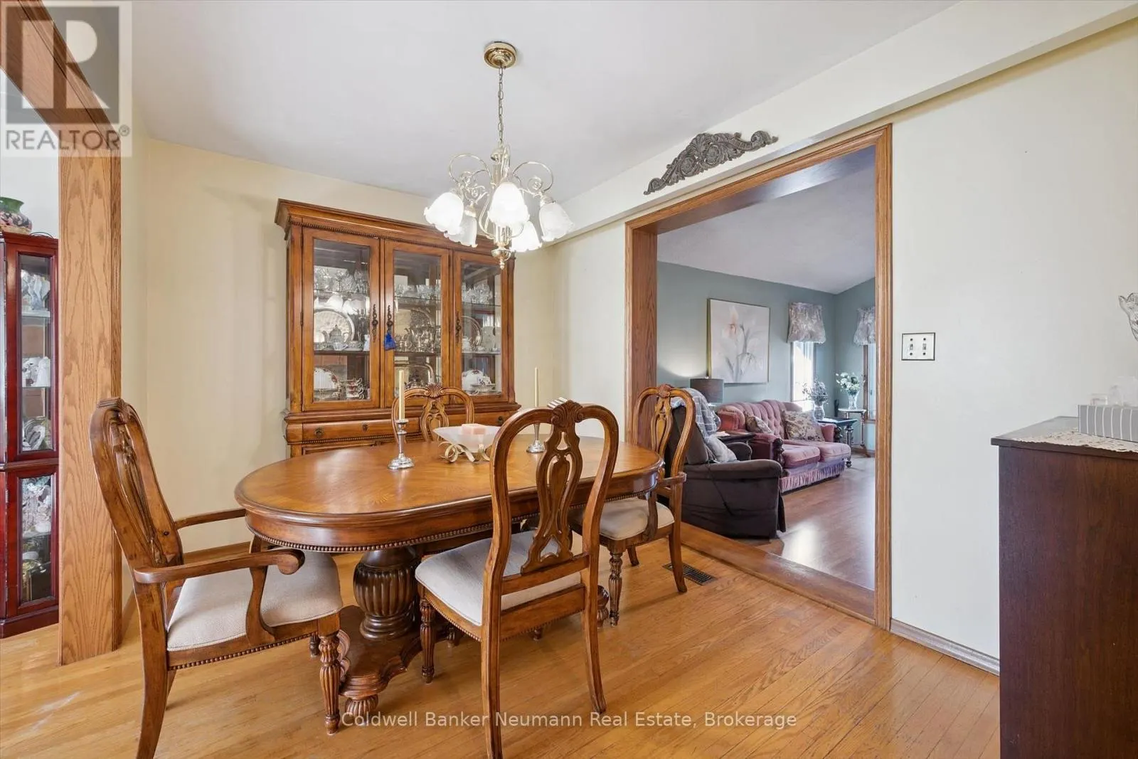 48 WESTMINSTER AVENUE