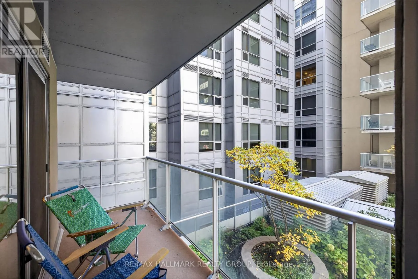 506 - 242 RIDEAU STREET