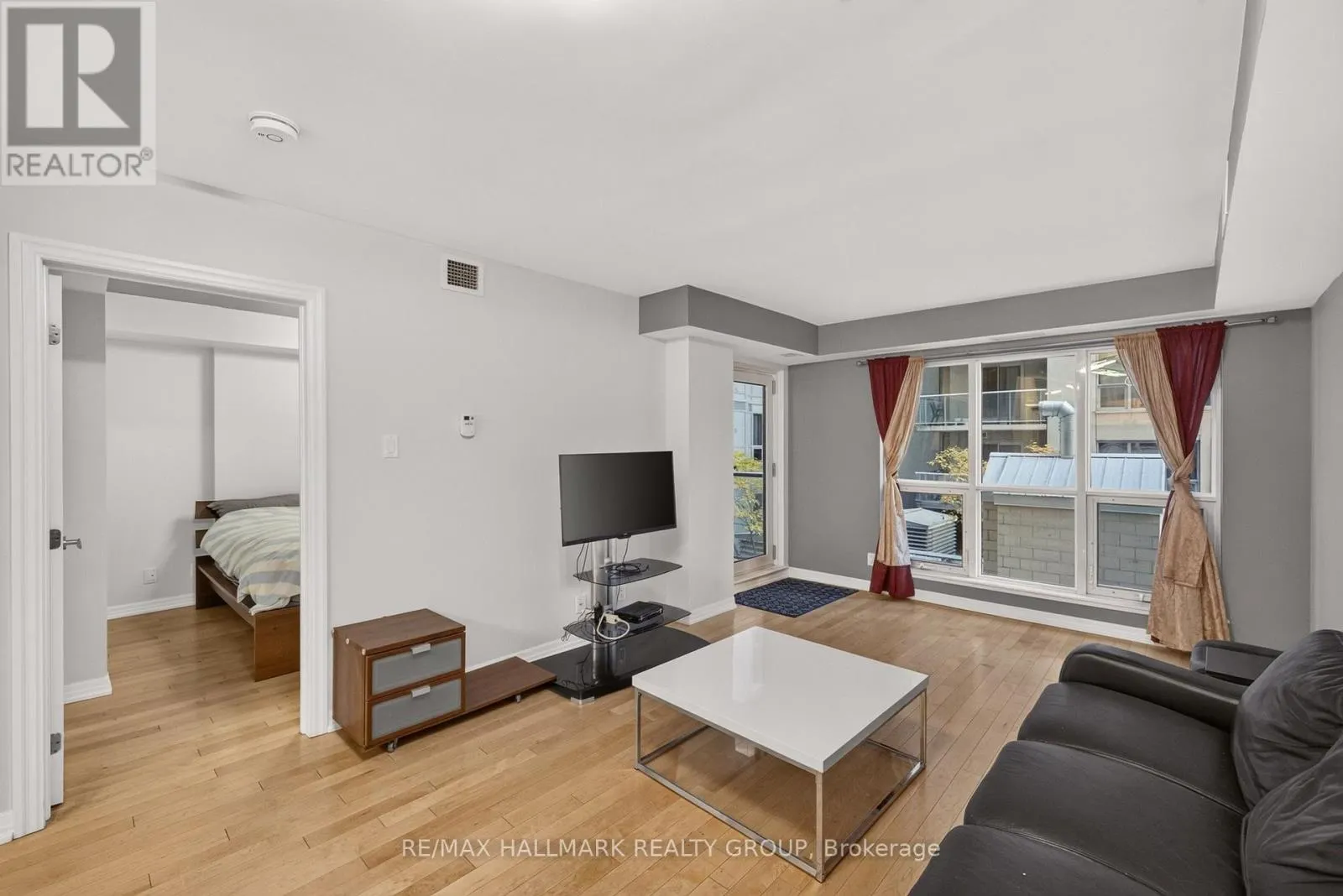 506 - 242 RIDEAU STREET