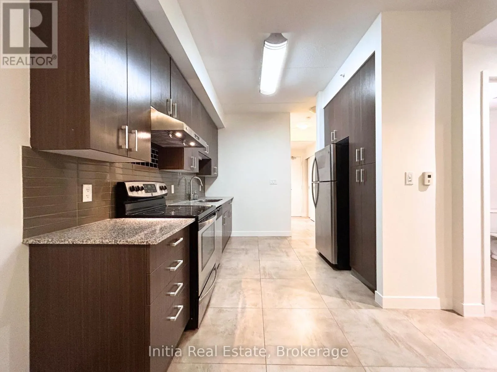 B303 - 62 BALSAM STREET