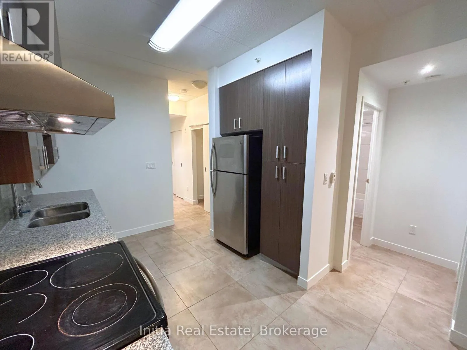 B303 - 62 BALSAM STREET