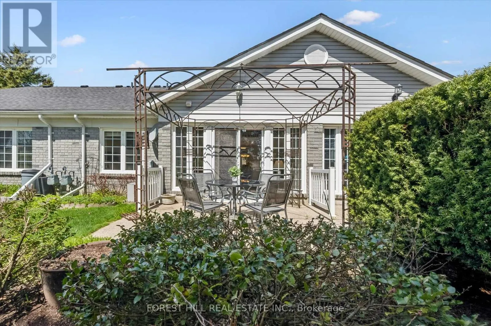 21 FOELL STREET