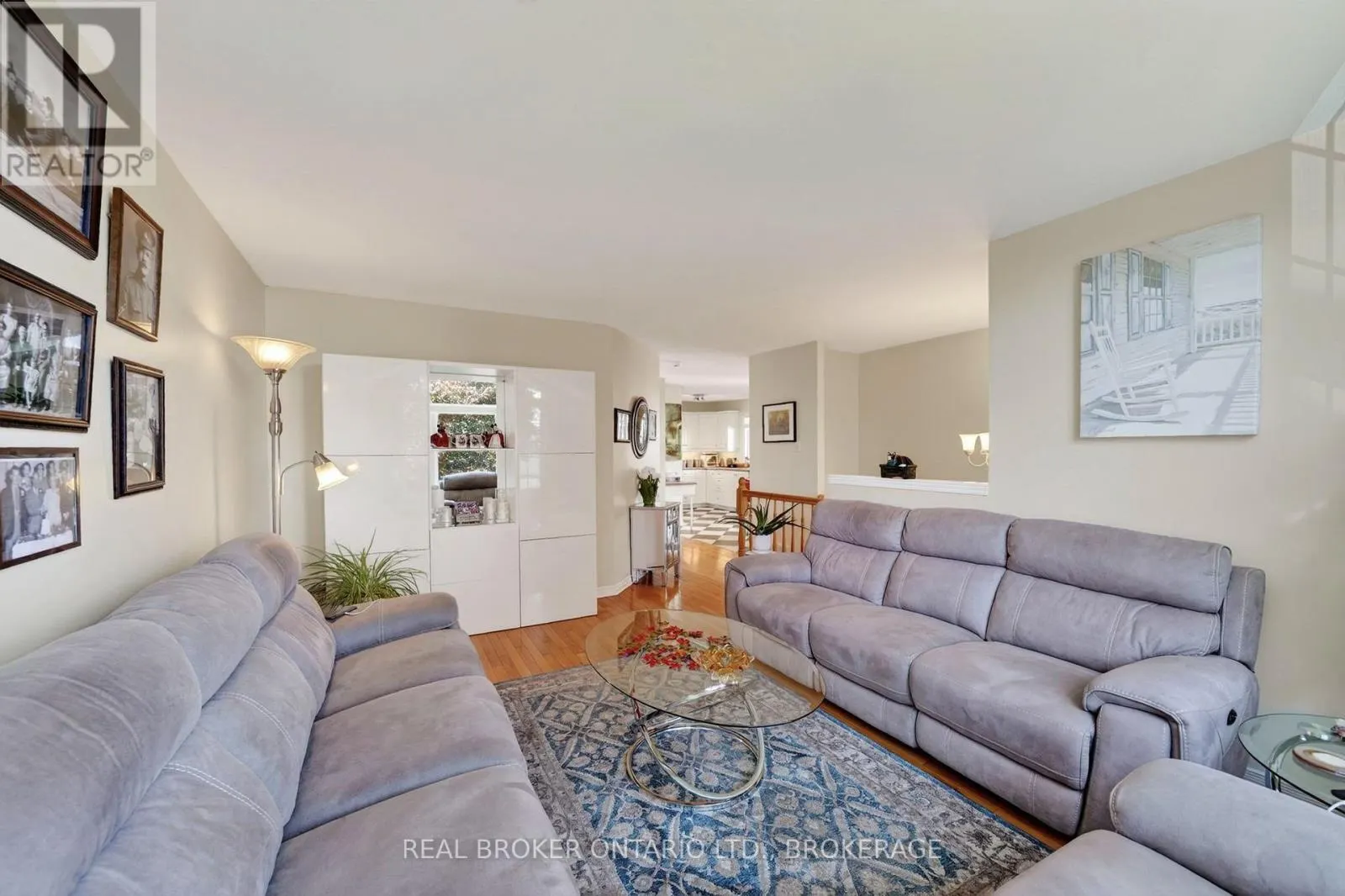 133 BRYDEN AVENUE