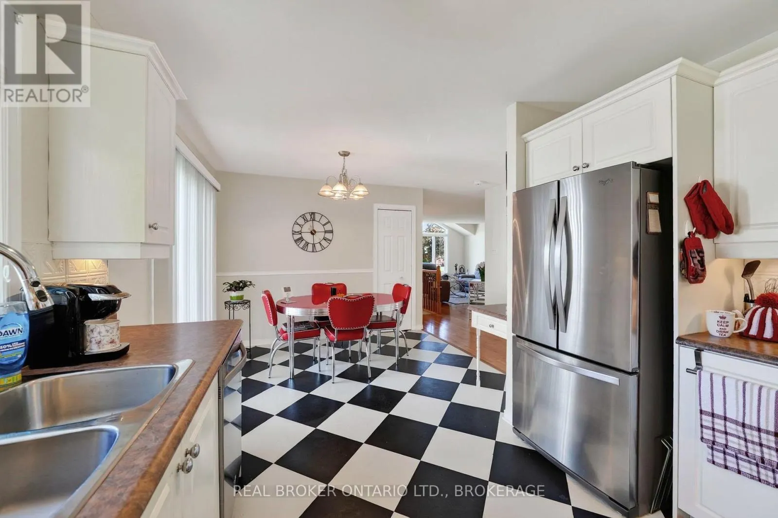 133 BRYDEN AVENUE