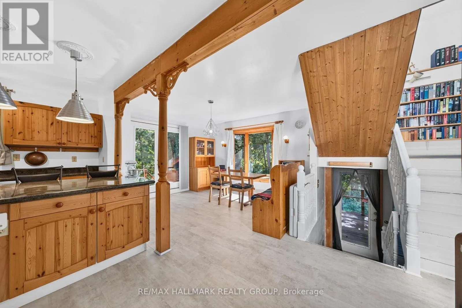 7524 FLEWELLYN ROAD