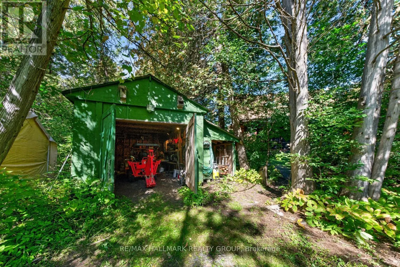 7524 FLEWELLYN ROAD