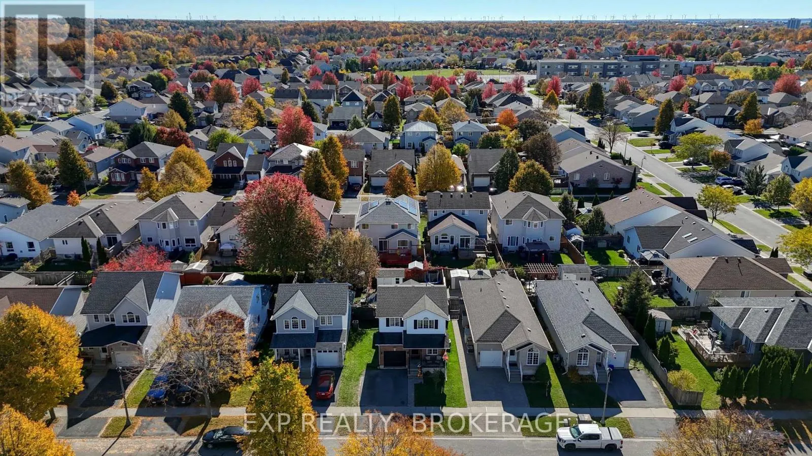 975 RAINBOW CRESCENT