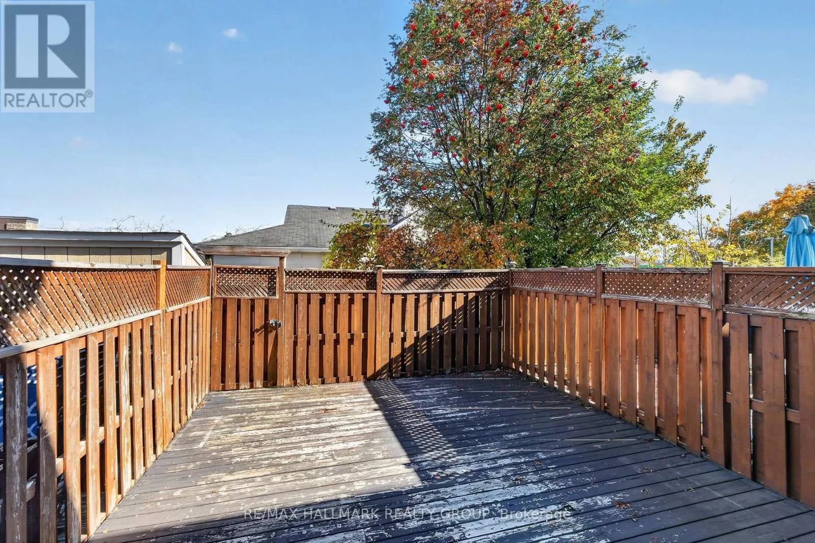 38 - 953 COOKSHIRE CRESCENT