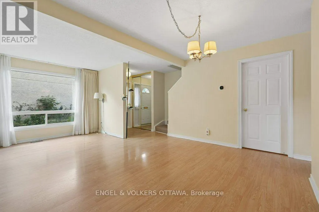 18 - 1280 CAHILL DRIVE
