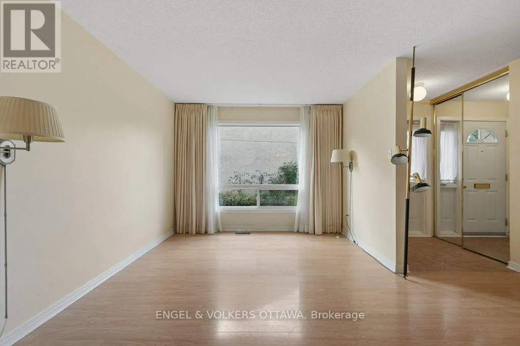 18 - 1280 CAHILL DRIVE