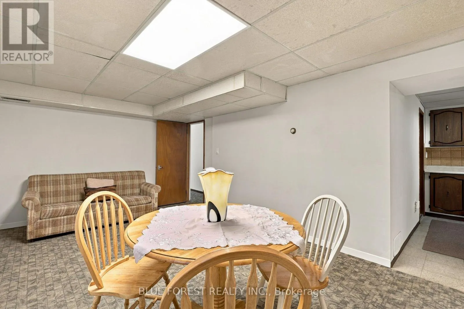 105 CHESTERFIELD AVENUE