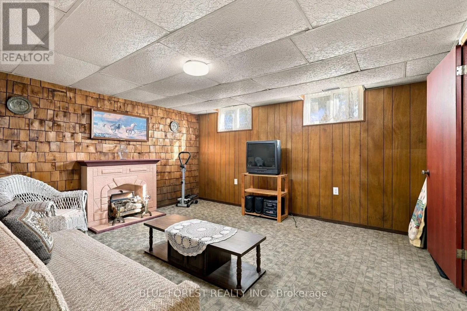 105 CHESTERFIELD AVENUE