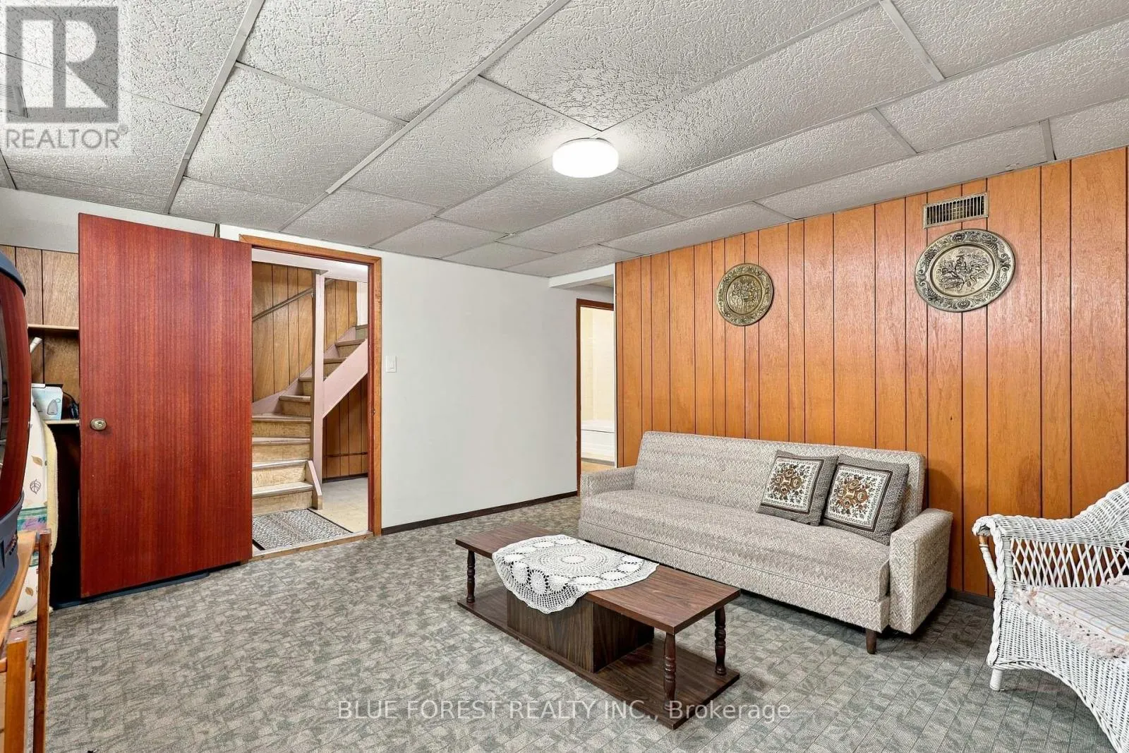 105 CHESTERFIELD AVENUE
