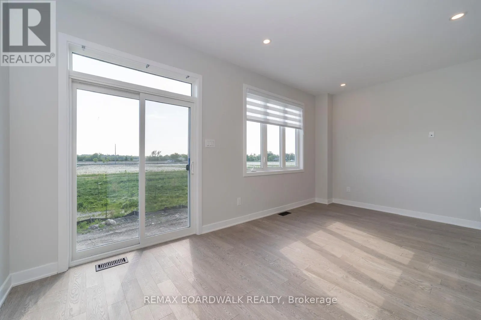 128 MAIN HALYARD LANE