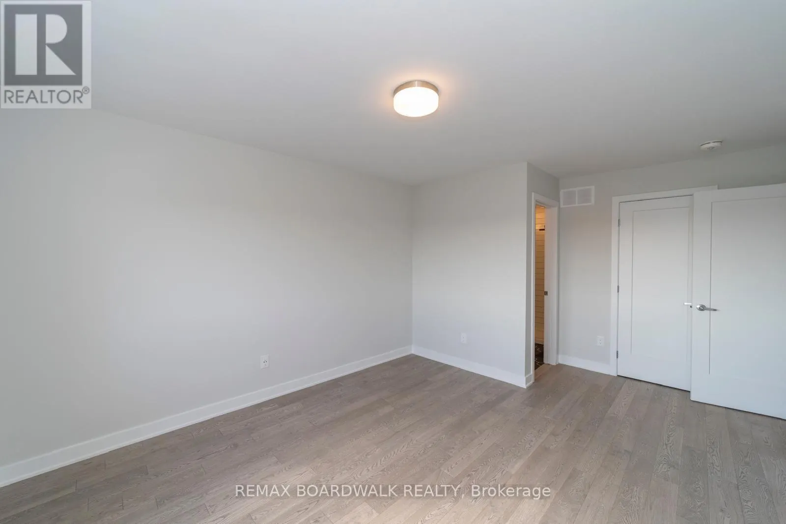 128 MAIN HALYARD LANE