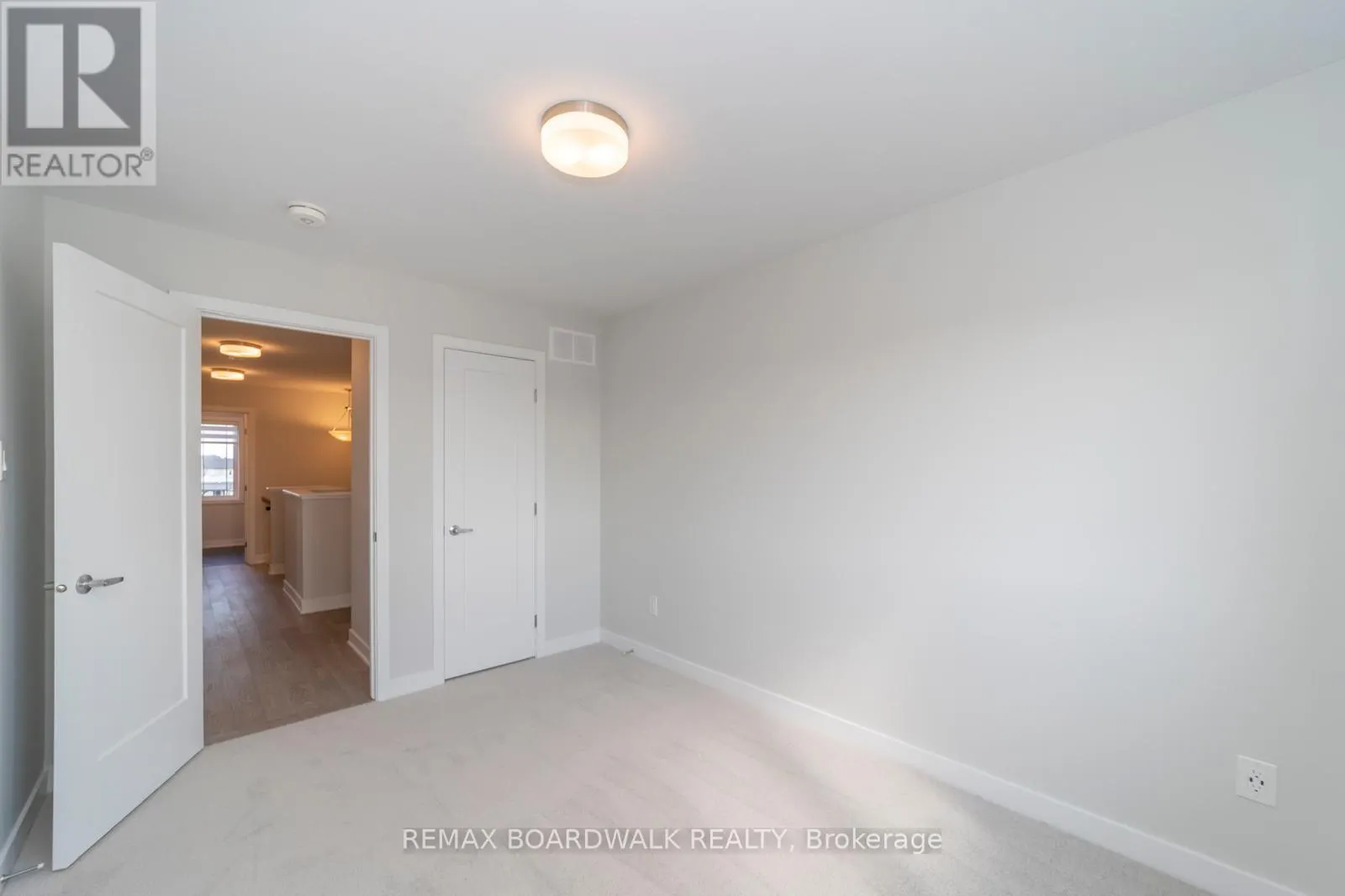 128 MAIN HALYARD LANE