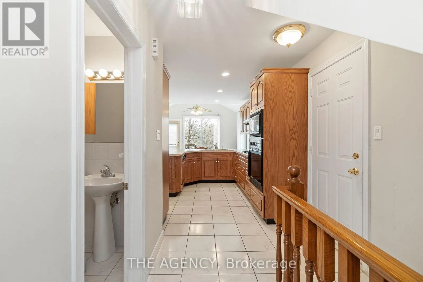 36 BUCKINGHAM DRIVE