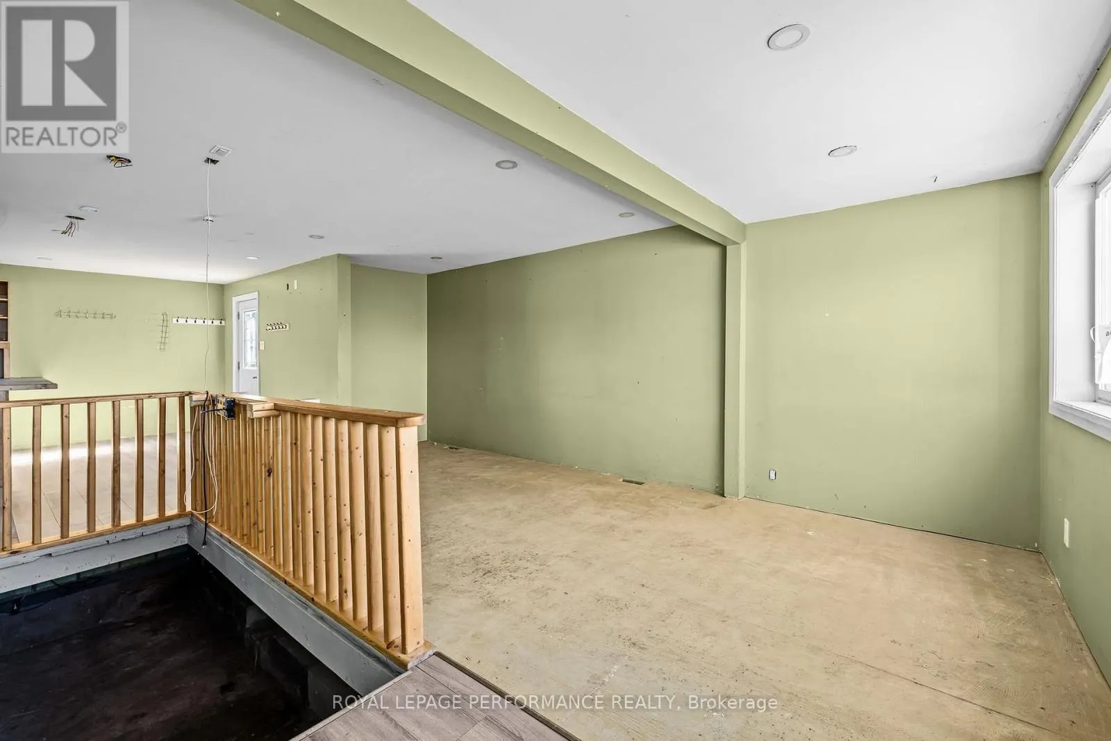 3320 DUVAL AVENUE