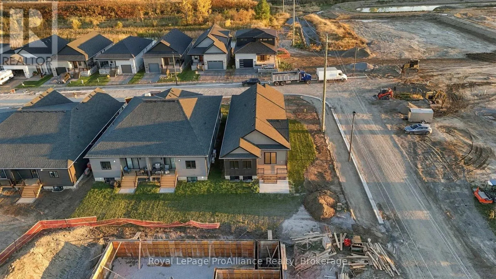 131 ROYAL GALA DRIVE