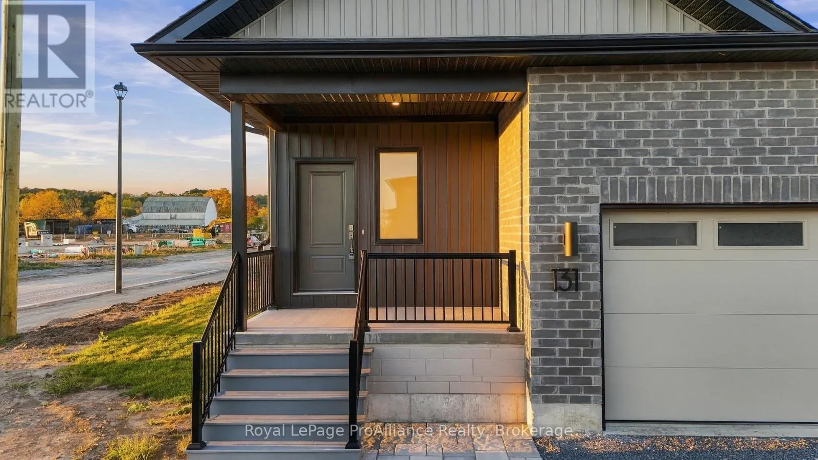 131 ROYAL GALA DRIVE