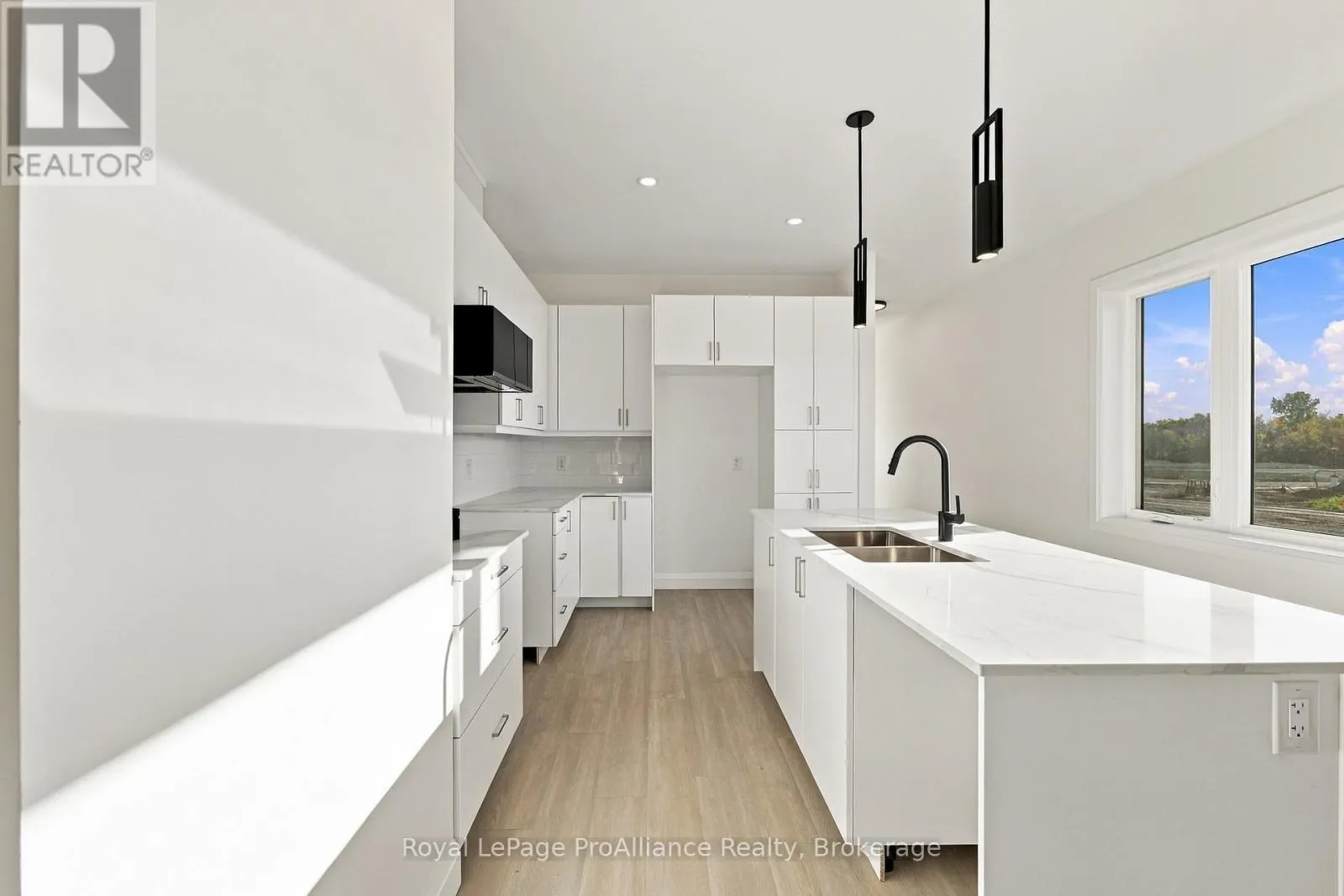131 ROYAL GALA DRIVE