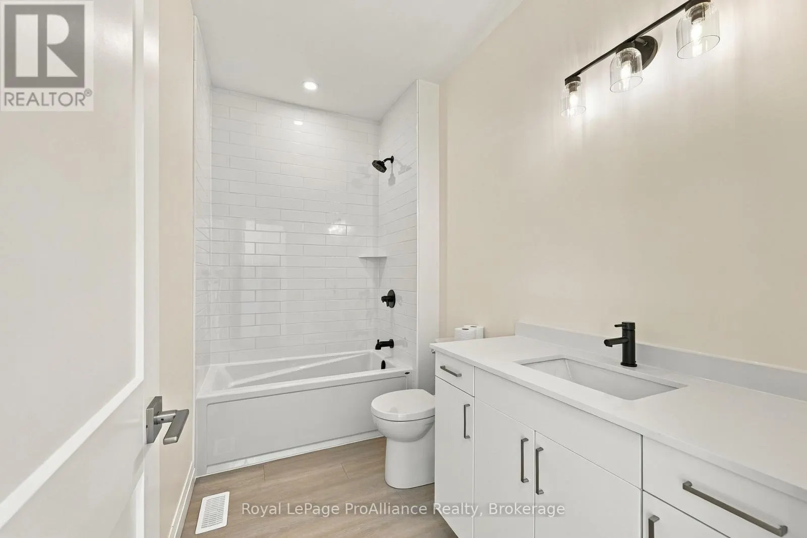 131 ROYAL GALA DRIVE