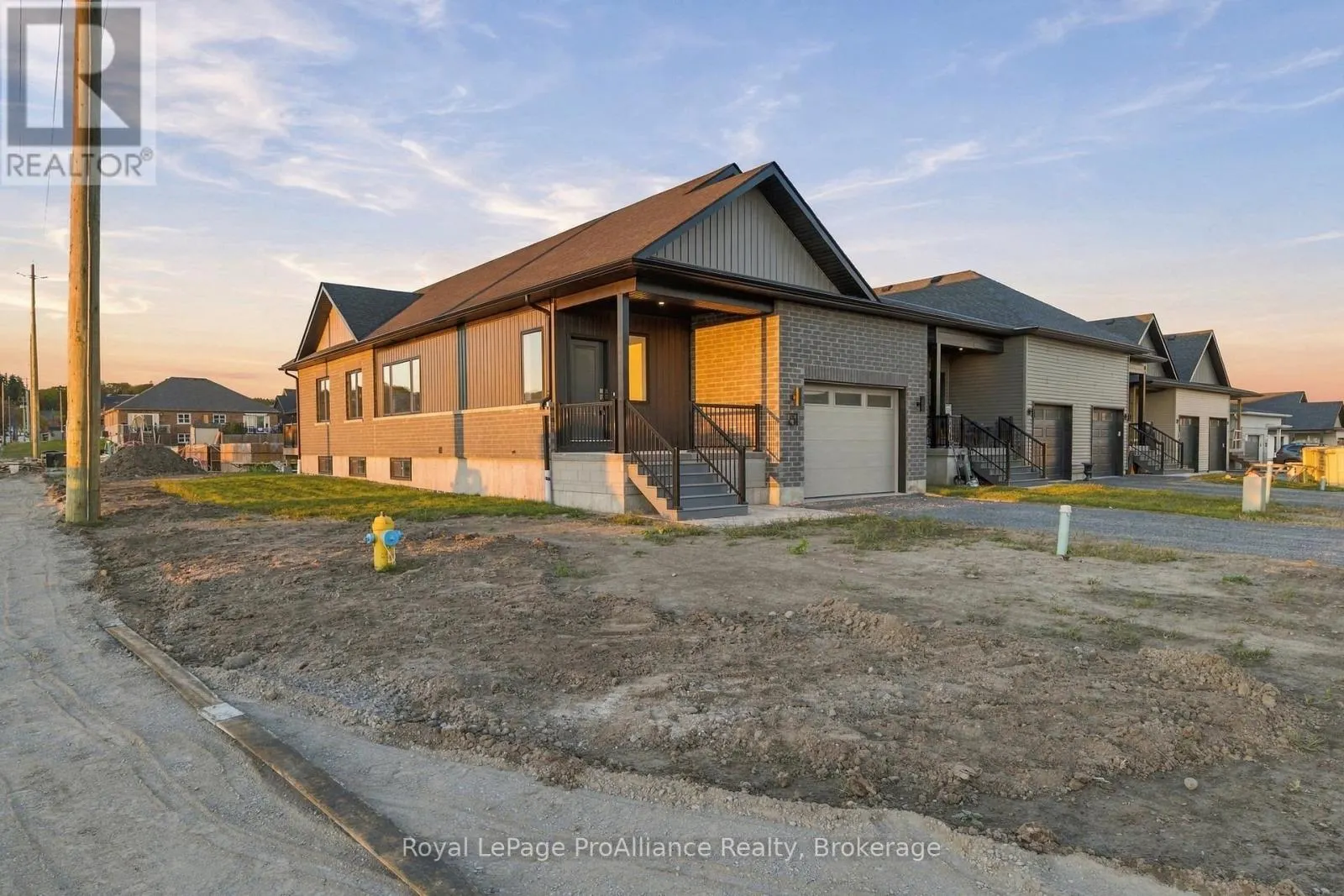 131 ROYAL GALA DRIVE