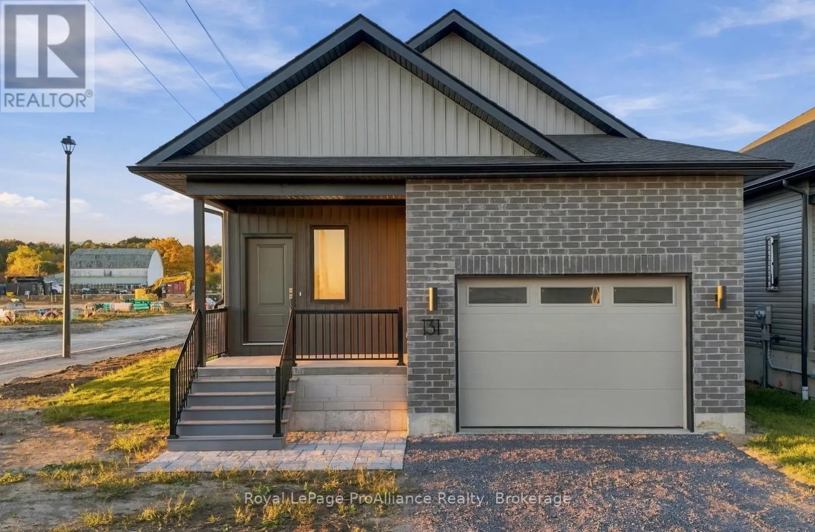 131 ROYAL GALA DRIVE