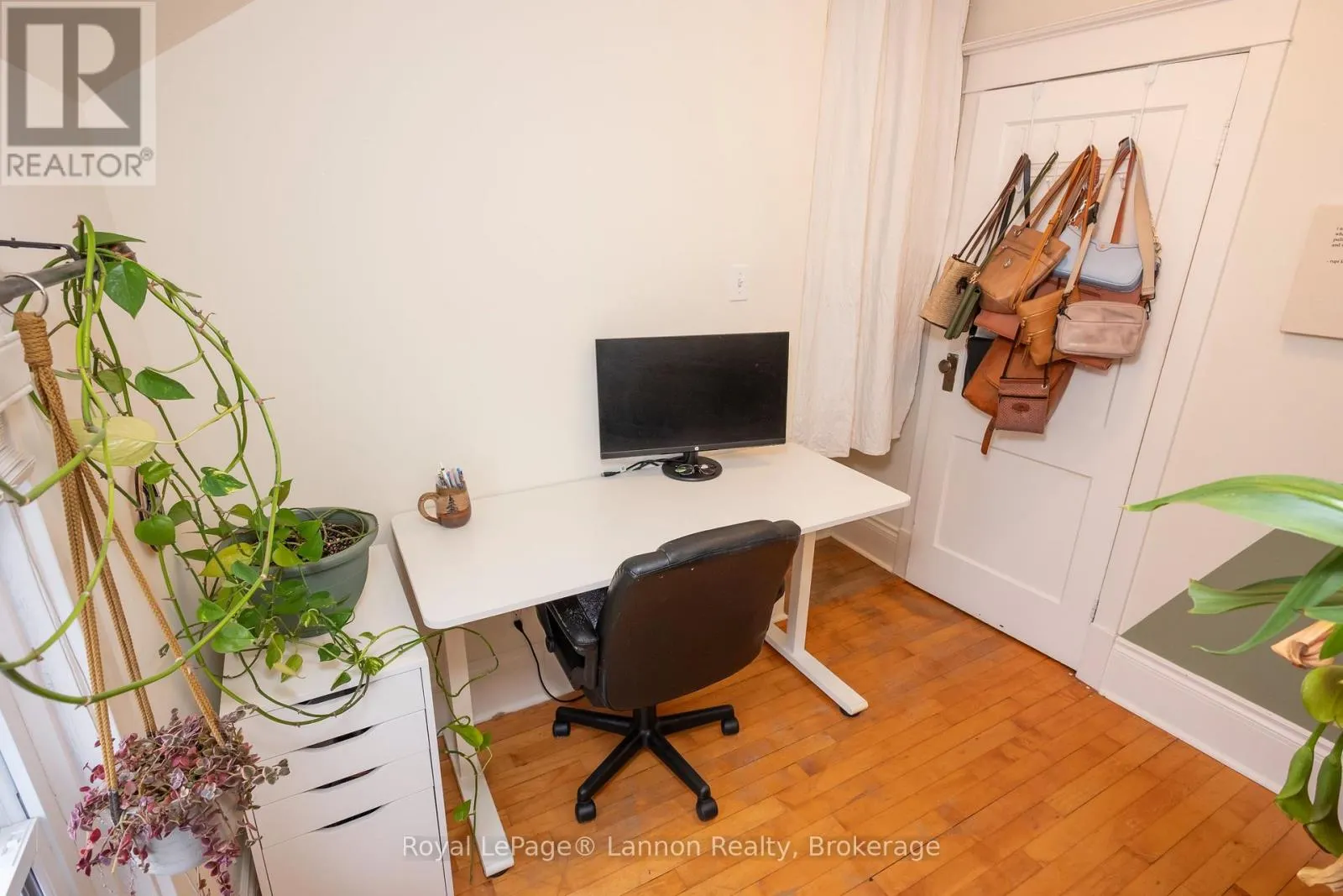250 BROCK STREET W