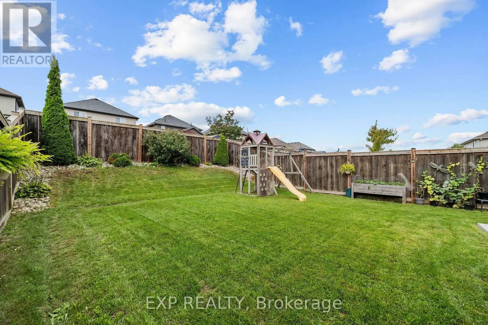2700 FOXBEND LINK