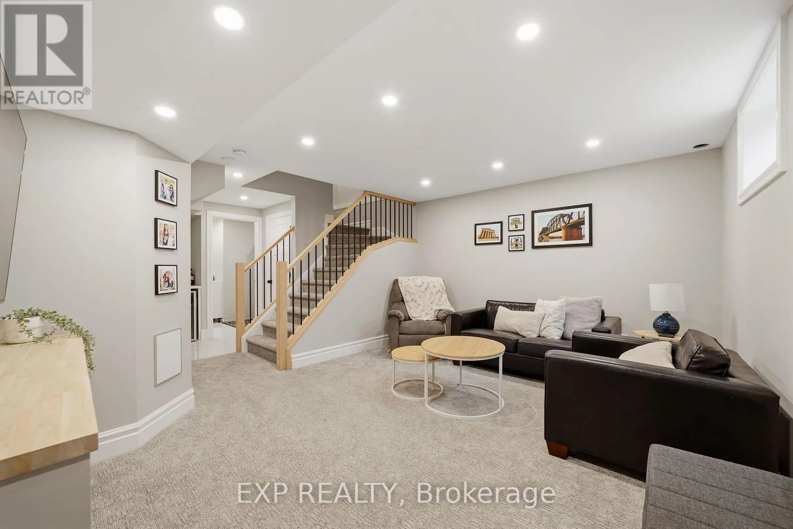 2700 FOXBEND LINK
