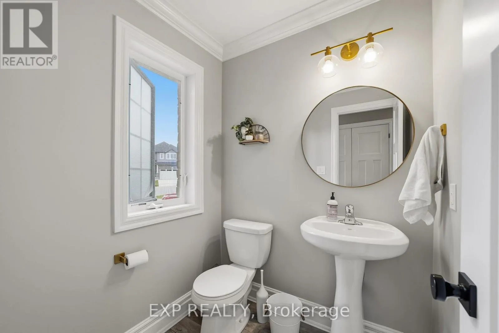 2700 FOXBEND LINK