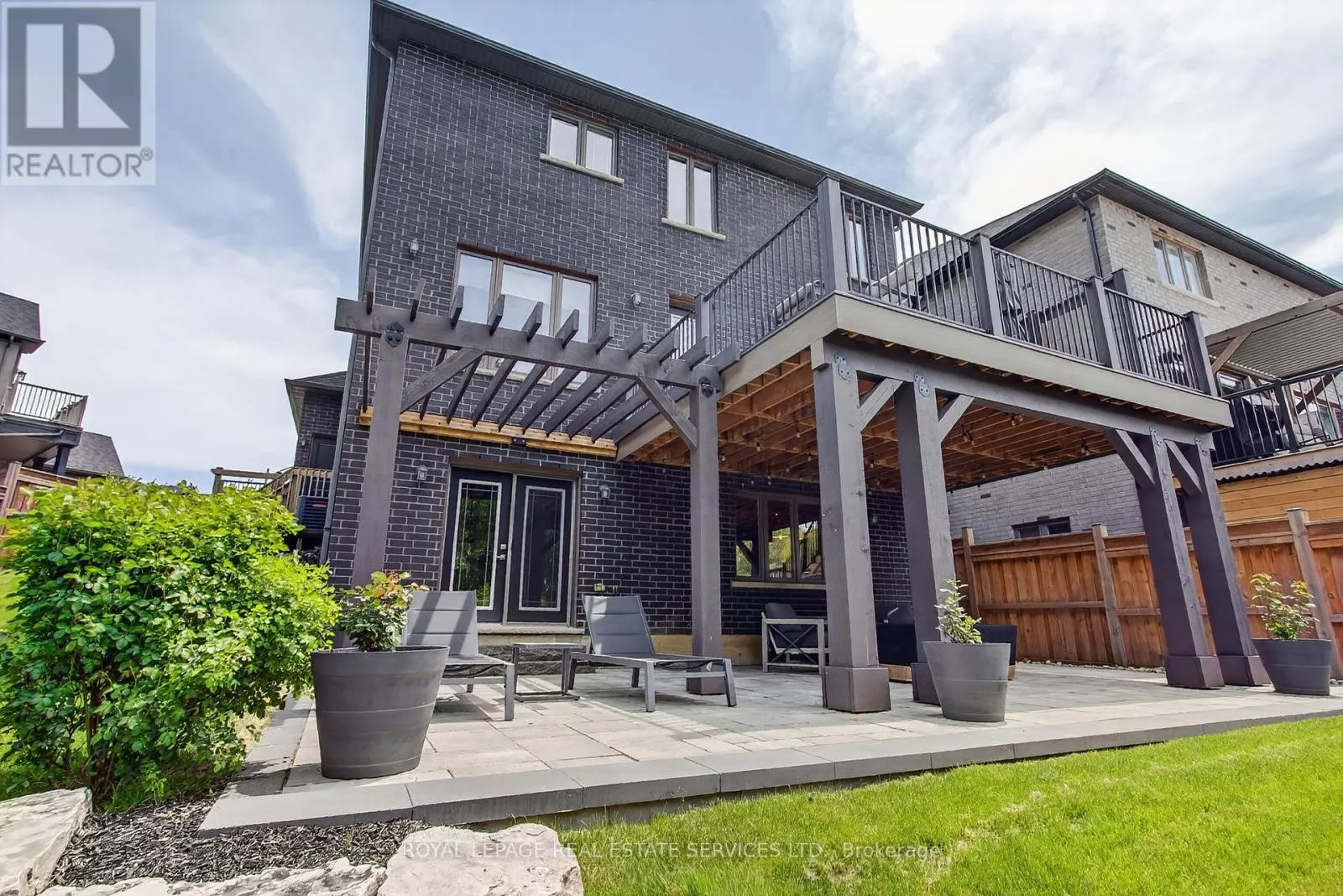 31 DORR COURT