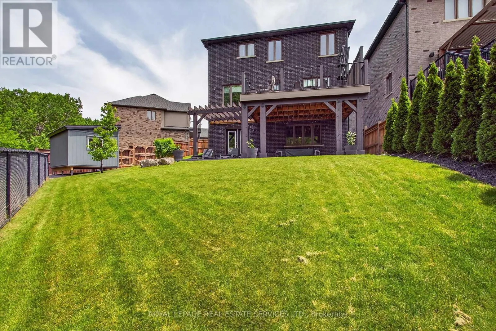 31 DORR COURT