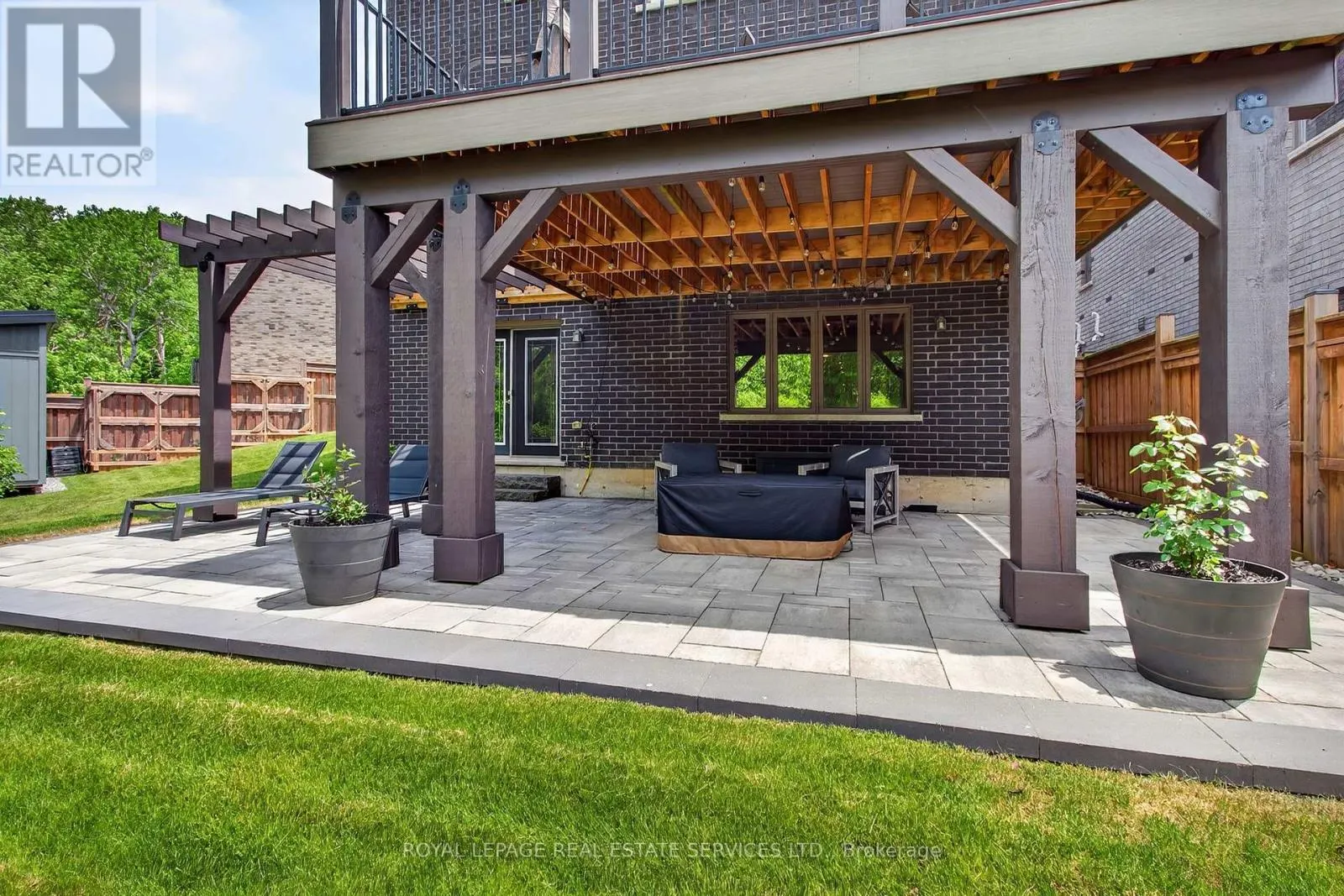 31 DORR COURT