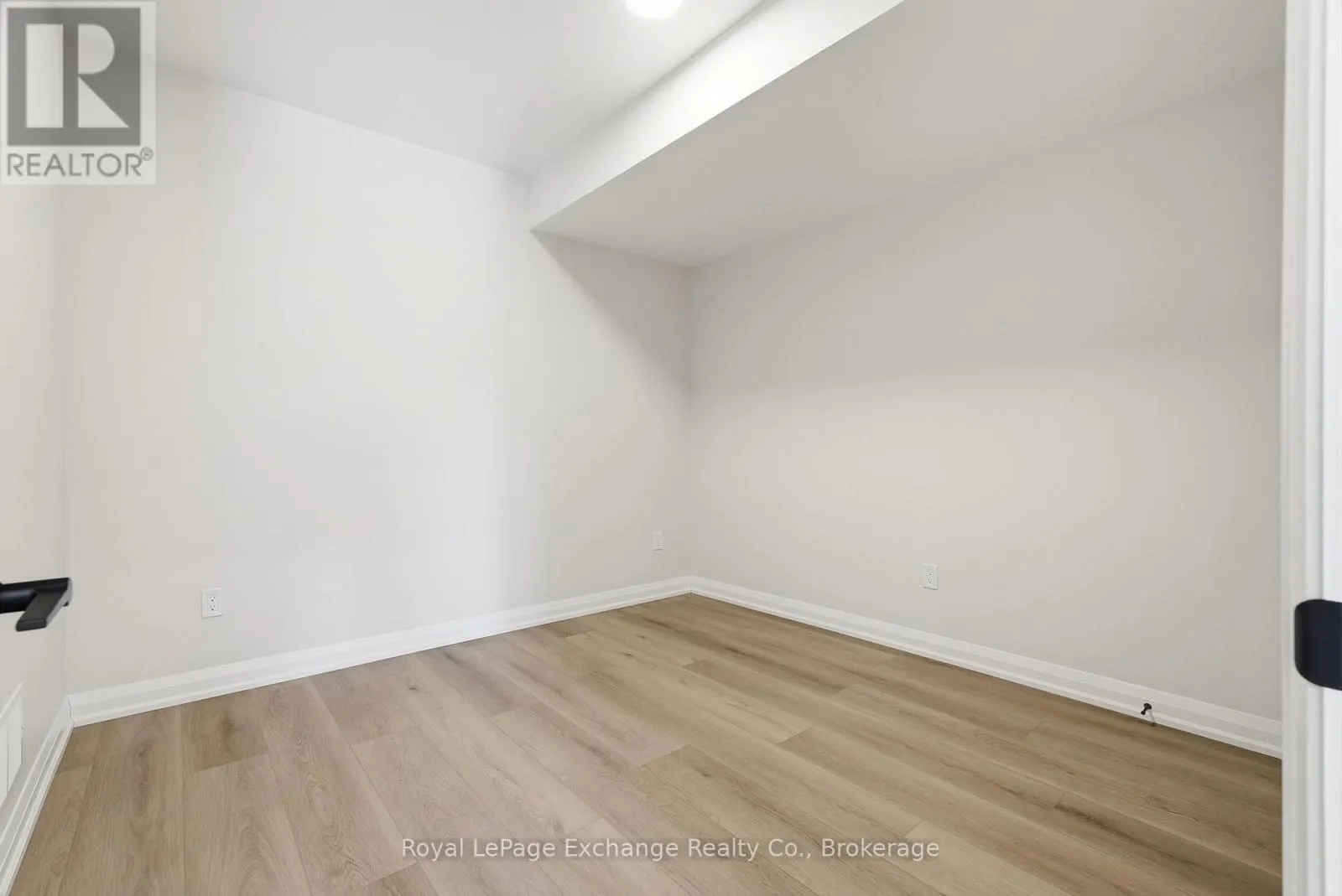 6 - 331 ARNAUD STREET #6
