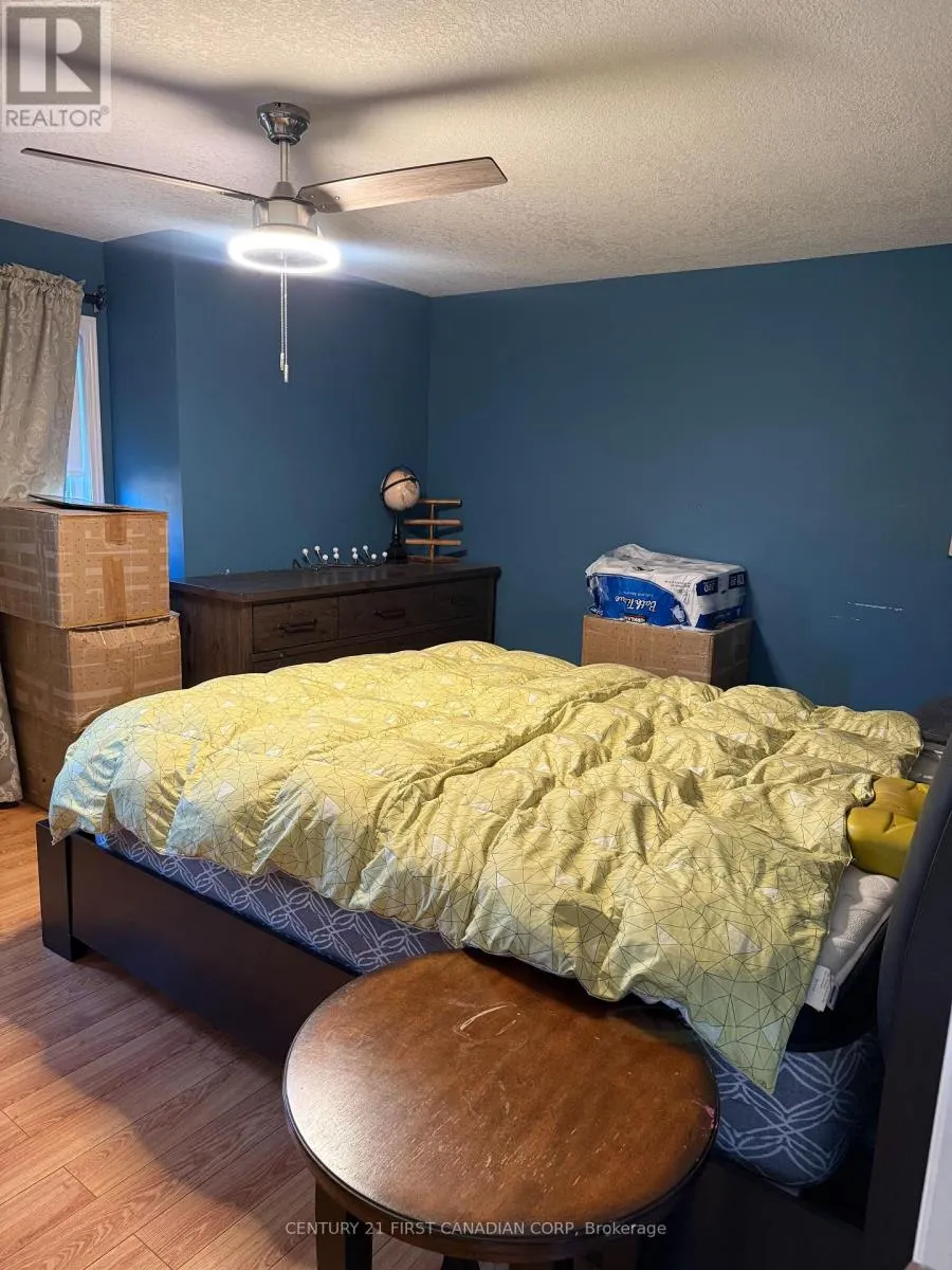75 ROSSMORE COURT