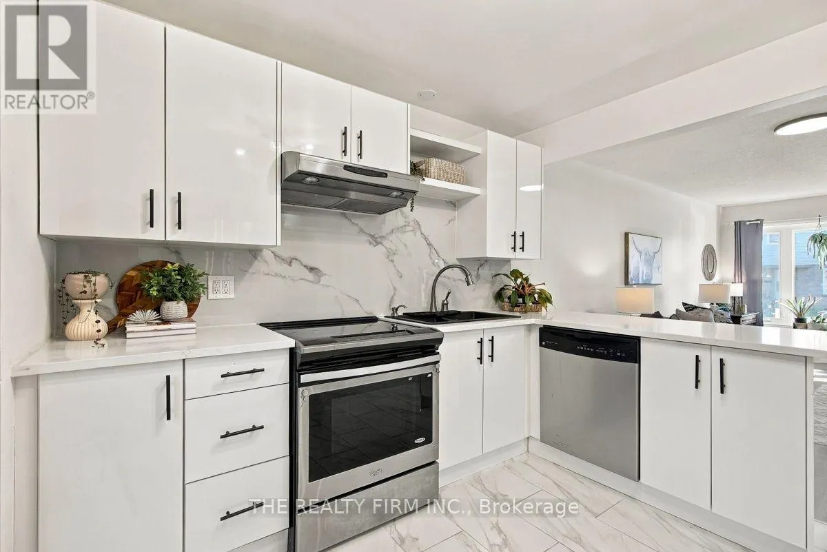 9 - 628 WHARNCLIFFE ROAD S #9
